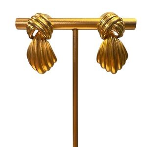 Vintage Monet Gold Shell Twist Pierced Earrings